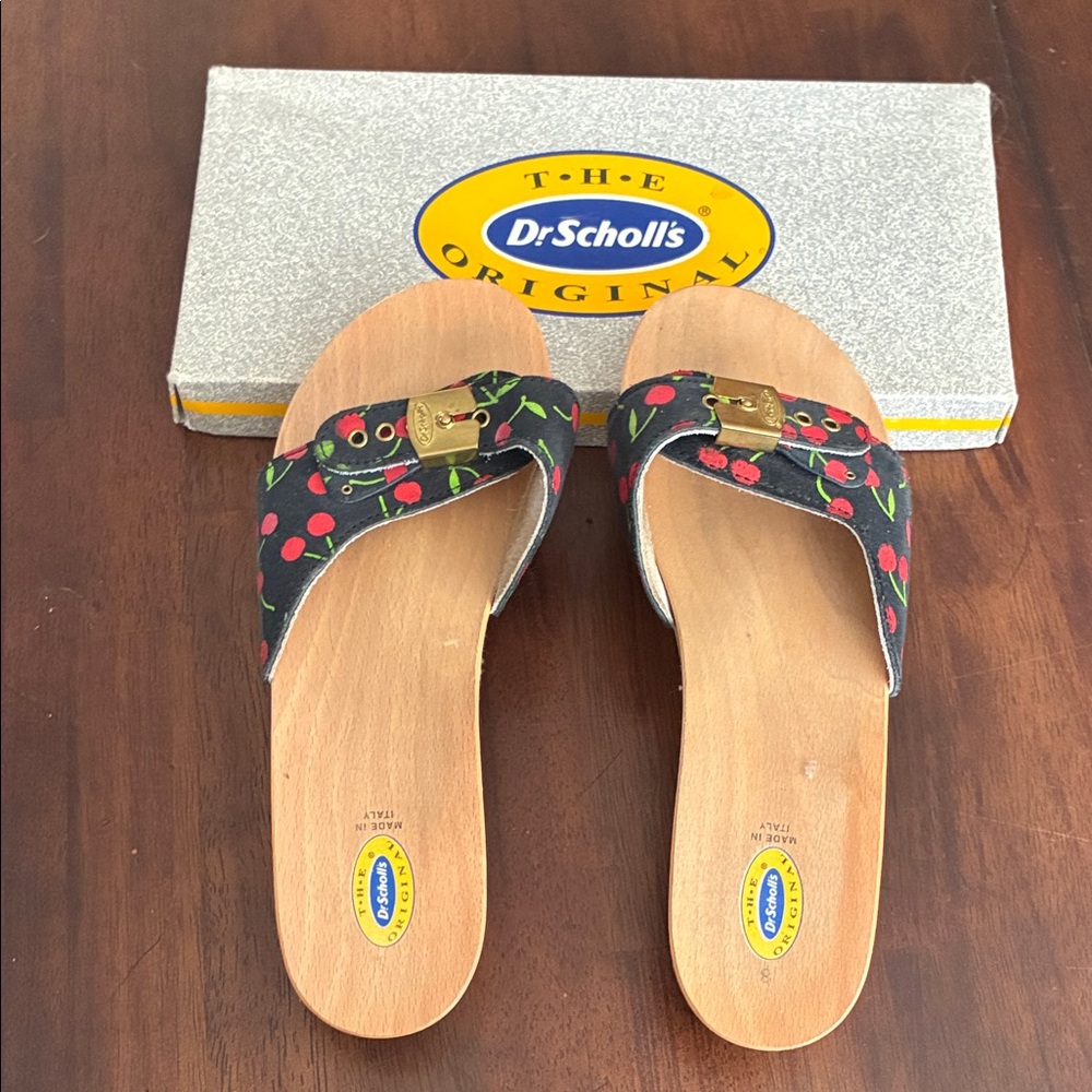 Dr. Scholl's Cherry Patterned Black Sandals